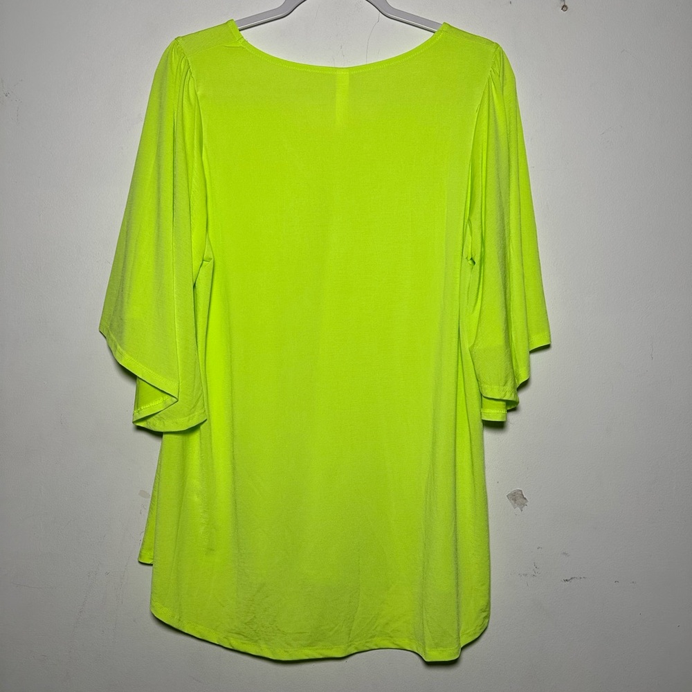 Dear Scarlett Neon Yellow-Green V-Neck Flutter Bell Sleeve Tunic Top Large NWT‎ - Picture 10 of 12